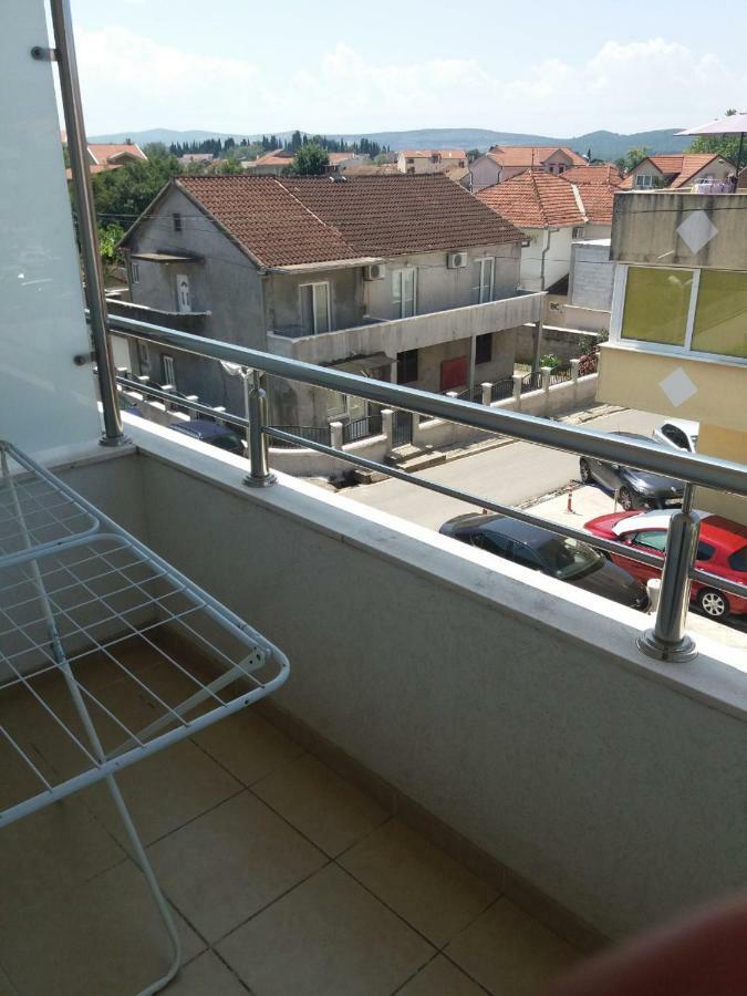 Mona&Mike Apartments Tivat Exterior foto