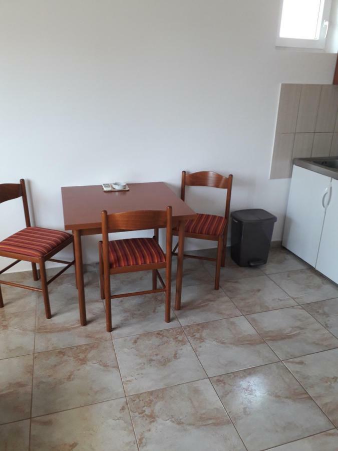 Mona&Mike Apartments Tivat Exterior foto